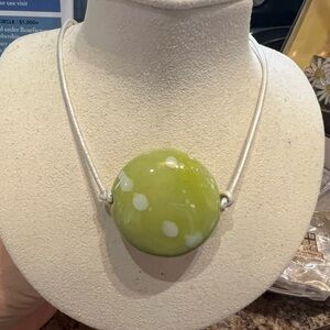 Elegant Green Pendant Necklace